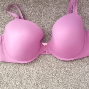 Victoria's Secret Love Cloud lightly lined bra 40DD /40E